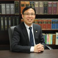 黒井 新 弁護士 画像